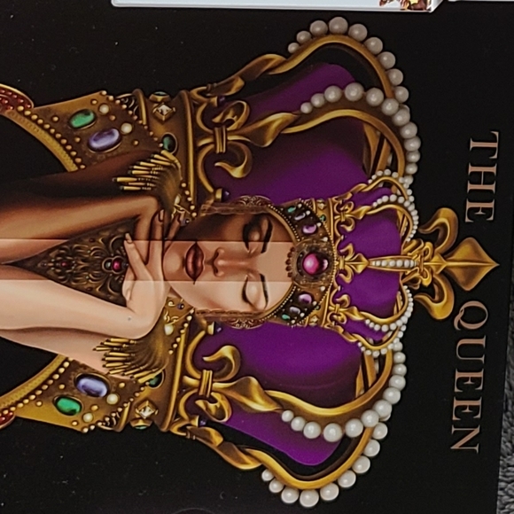 Eloise the queen palette - Picture 2 of 3